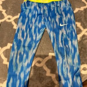 Nike pro leggings girls